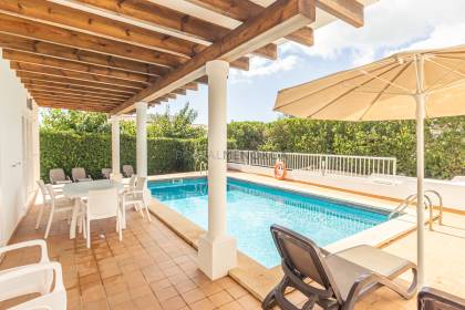 Villa with tourist licence and swimming pool in Menorca