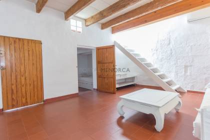 Maison avec patio, piscine , licence touristique et garage à Ciutadella