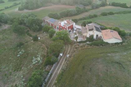 Finca Rustica en zona carretera de Fornells