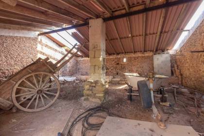 Finca Rustica en zona carretera de Fornells
