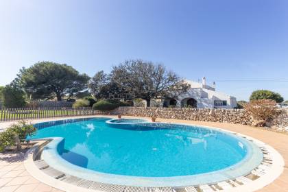 Traditional farmhouse with pool for sale in Sant Lluís