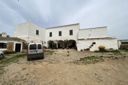 Traditional Menorcan finca for sale in Ciutadella