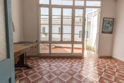 Large townhouse with garage in Mahón