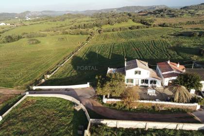 Finca Rustica con dos viviendas en Mahon, Menorca