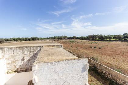 Large country-house for sale in Menorca