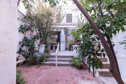 Townhouse with patio in Mahón