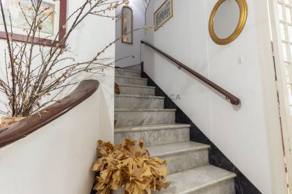 Townhouse with patio in Mahón