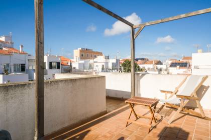 Casa reformada con terraza en Mahon