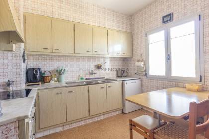 Four bedroom flat in Mahón