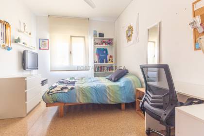 Four bedroom flat in Mahón