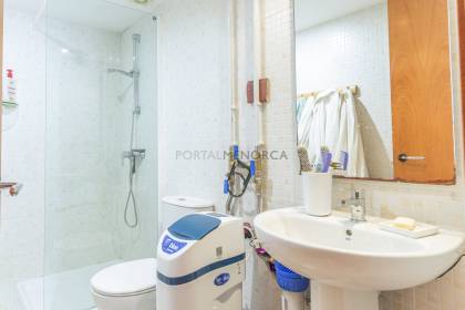 Atico con terraza y parking en venta en Mahon