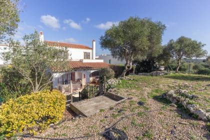 Villa for sale in Es Migjorn