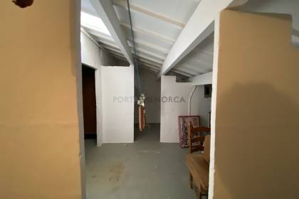 Charming house with a large patio in the centre of Mahon
