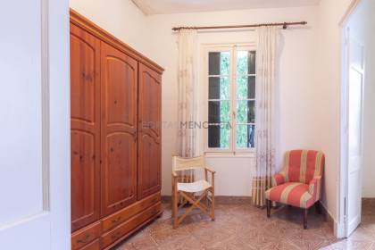 Charming house with a large patio in the centre of Mahon
