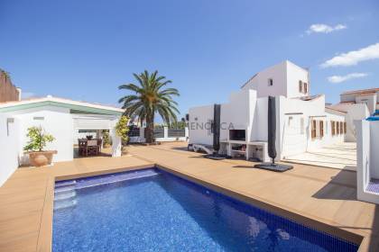 Villa with Pool in Sol del Este - Comfort, Quality and Prime Location