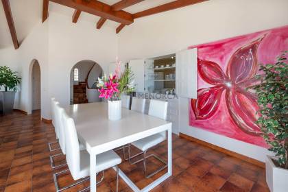 Impresionante casa con vistas panorámicas al mar en Santo Tomás con licencia turistica