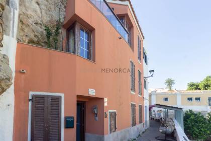 Unique house with exclusive views over the Port of Mahón
