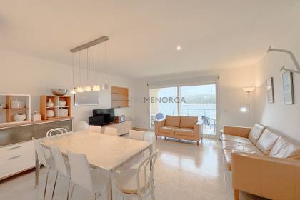 Appartement duplex avec terrasses et magnifiques vues sur le port de Mahón
