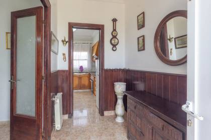 House in Maó with 3 bedrooms and in good condition.