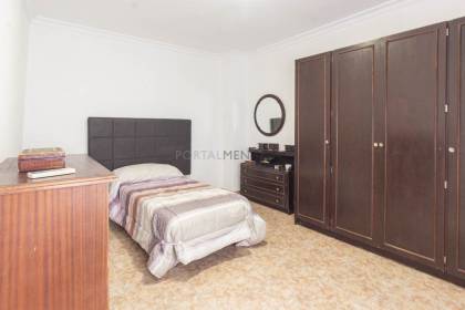 House in Maó with 3 bedrooms and in good condition.