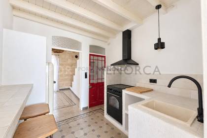 Casa en planta piso totalmente reformada, con terraza y altillo