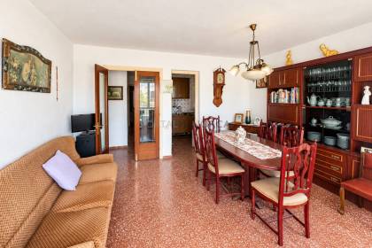 Piso 4 habs 2 baños Es Castell