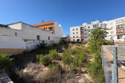Building plot in maó