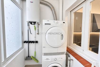 Amplio piso completamente reformado en Mahón