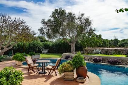 Menorcan Country House with Swimming Pool and Cultivable Land
