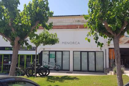 Ground floor commercial premises in Son Bou, Menorca.