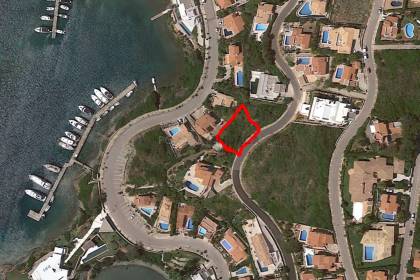 Building plot in Cala Longa with sea views, Menorca