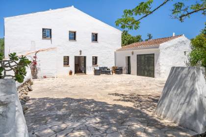 Casa de campo, con licencia turística, en zona privilegiada de Menorca