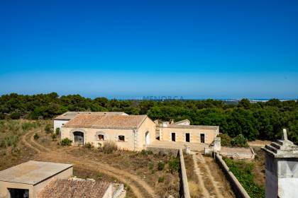 Rustic country house for sale in the heart of Menorca