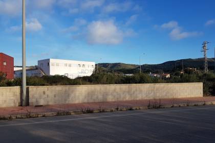 Parcela industrial y comercial en Ferreries, Menorca