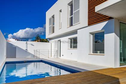 Maison moderne individuelle avec piscine, San Luis, Minorque