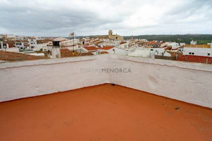 Artist's house with a courtyard and terrace in Mahón