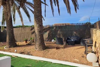 Casa de campo con piscina y vivienda adicional en Alcaufar