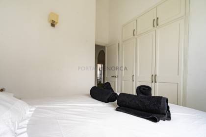 Apartamento con vistas al mar en Puerto Addaia