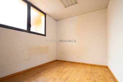 Piso en venta de planta baja en zona Borja Moll