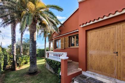 Detached villa in Punta Prima 1 minute from the beach.