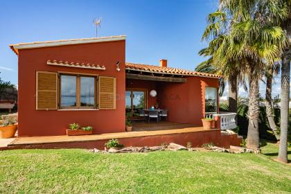 Detached villa in Punta Prima 1 minute from the beach.