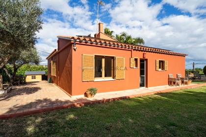 Detached villa in Punta Prima 1 minute from the beach.