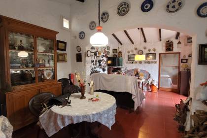 Casa de campo próxima a Mahón y con todo su carácter original