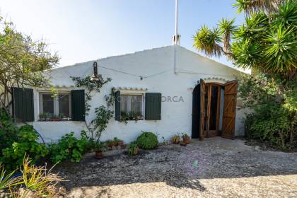 Casa de campo próxima a Mahón y con todo su carácter original