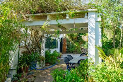 Casa de campo próxima a Mahón y con todo su carácter original