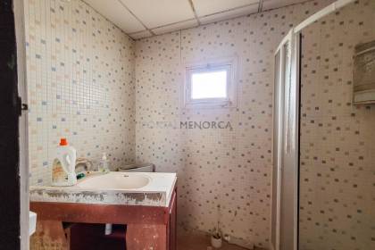 Country house for sale to renovate in S'Uestrar.