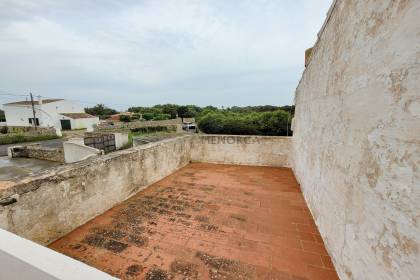 Country house for sale to renovate in S'Uestrar.