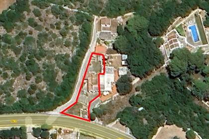 Country house for sale to renovate in S'Uestrar.