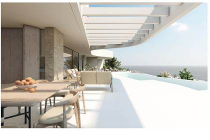 Plot with sea views in Santo Tomas.