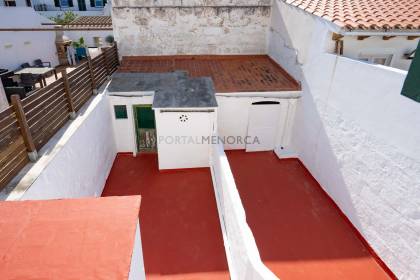 Immeuble composé de deux logements avec patio à Mahón.